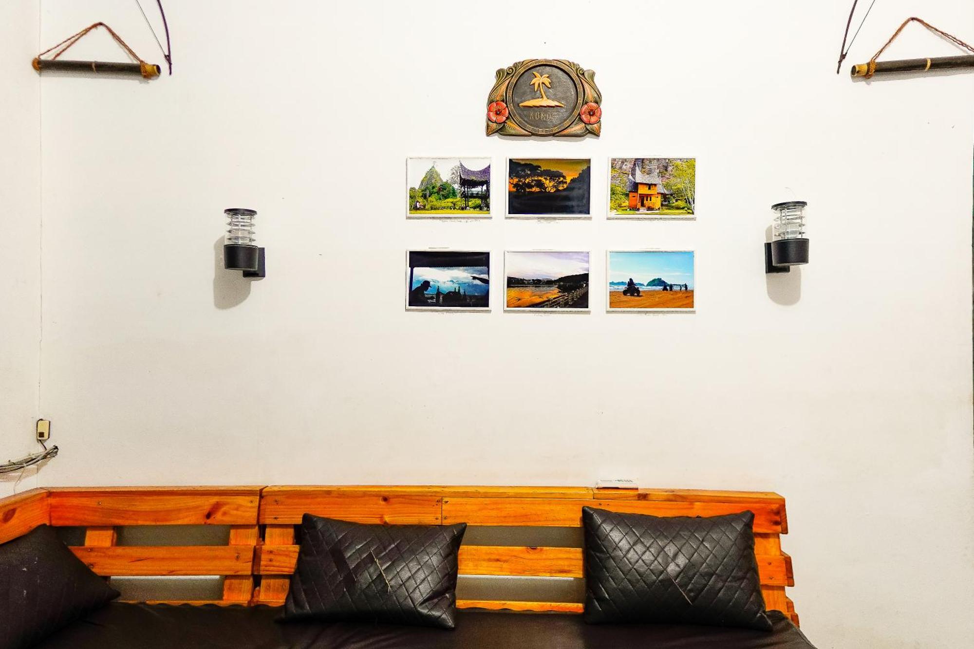 Kokos Hostel Padang City Екстер'єр фото